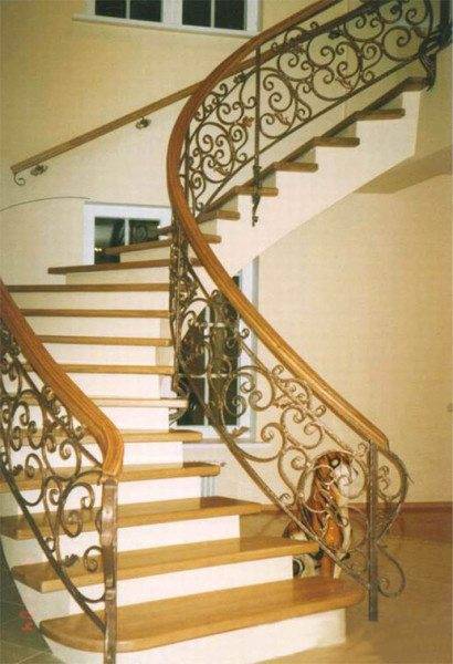 Высота перил на лестнице в частном доме