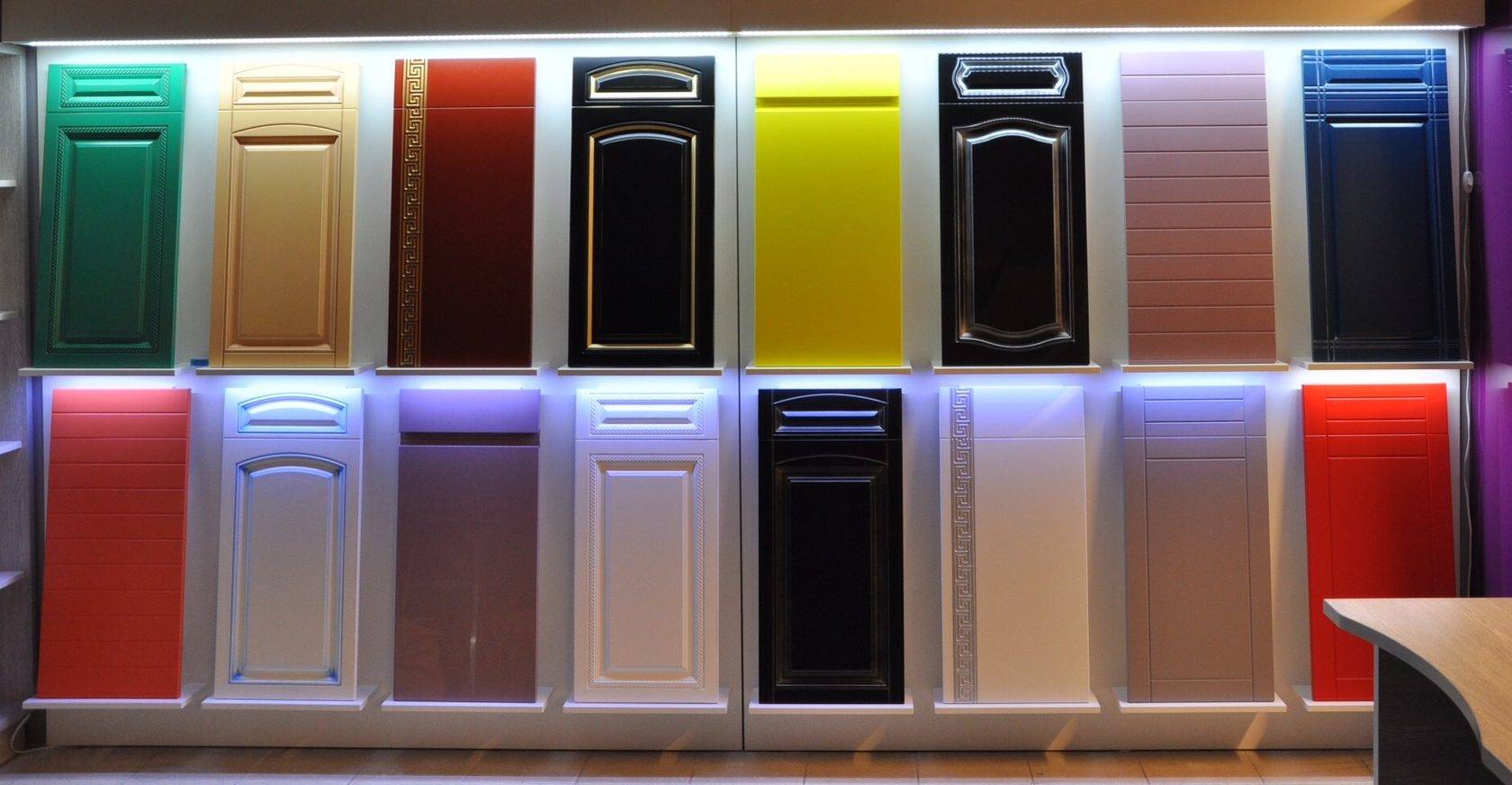Краска для мебели из мдф купить. Фасад МДФ «эмаль» (крашенные фасады). Эмаль Renner CS 009 для МДФ фасадов. Фасады МДФ эмаль 9003 9016. Крашенные кухонные фасады.