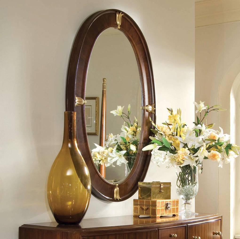 Стены в прихожей: виды отделки, цвет, дизайн и декор, идеи для маленького коридора