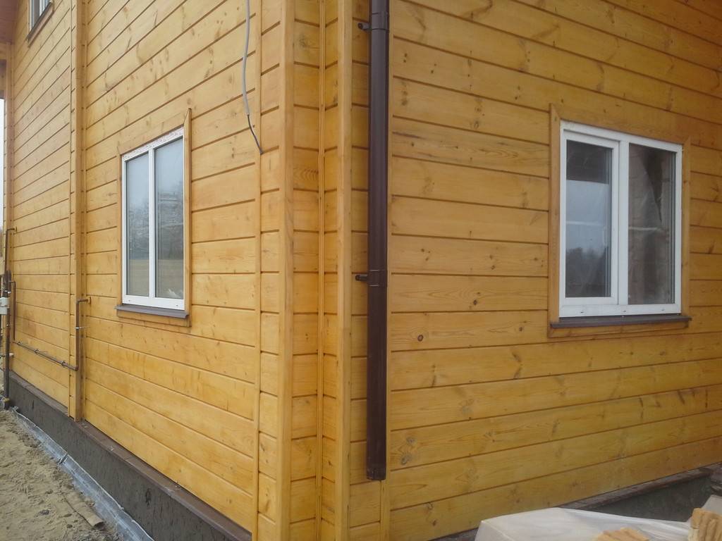 Чем лучше обшивать деревянные дома снаружи?