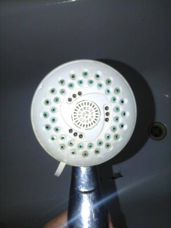 c37e5628e71a38e4252e4477b1f2ddd8 Как открыть душевую лейку с переключателем