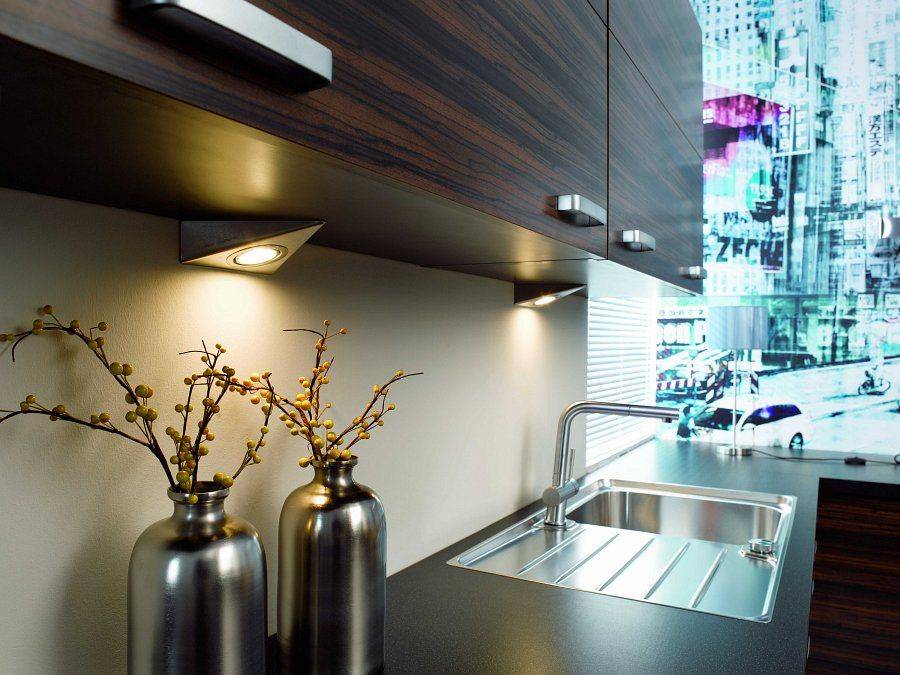 Как правильно организовать освещение на рабочем месте