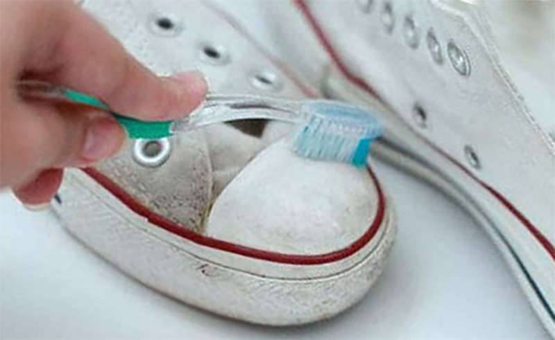 Чем отмыть полосы от обуви