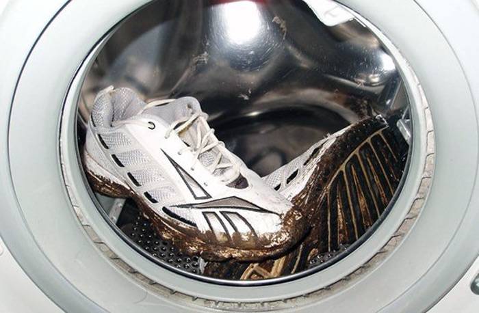 Как постирать кроссовки без стиральной машины