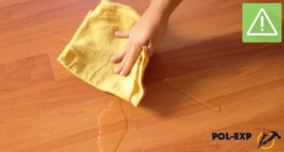 Чем мыть ламинат без разводов в домашних условиях