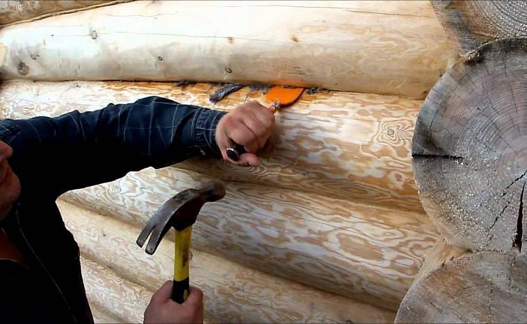 Как правильно поддомкратить деревянный дом?