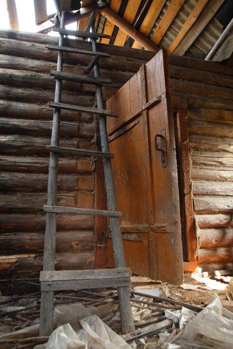 dannyy-variant-dostupa-na-cherdak-silno-ustarel.jpg