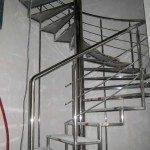 Винтовая металлическая лестница